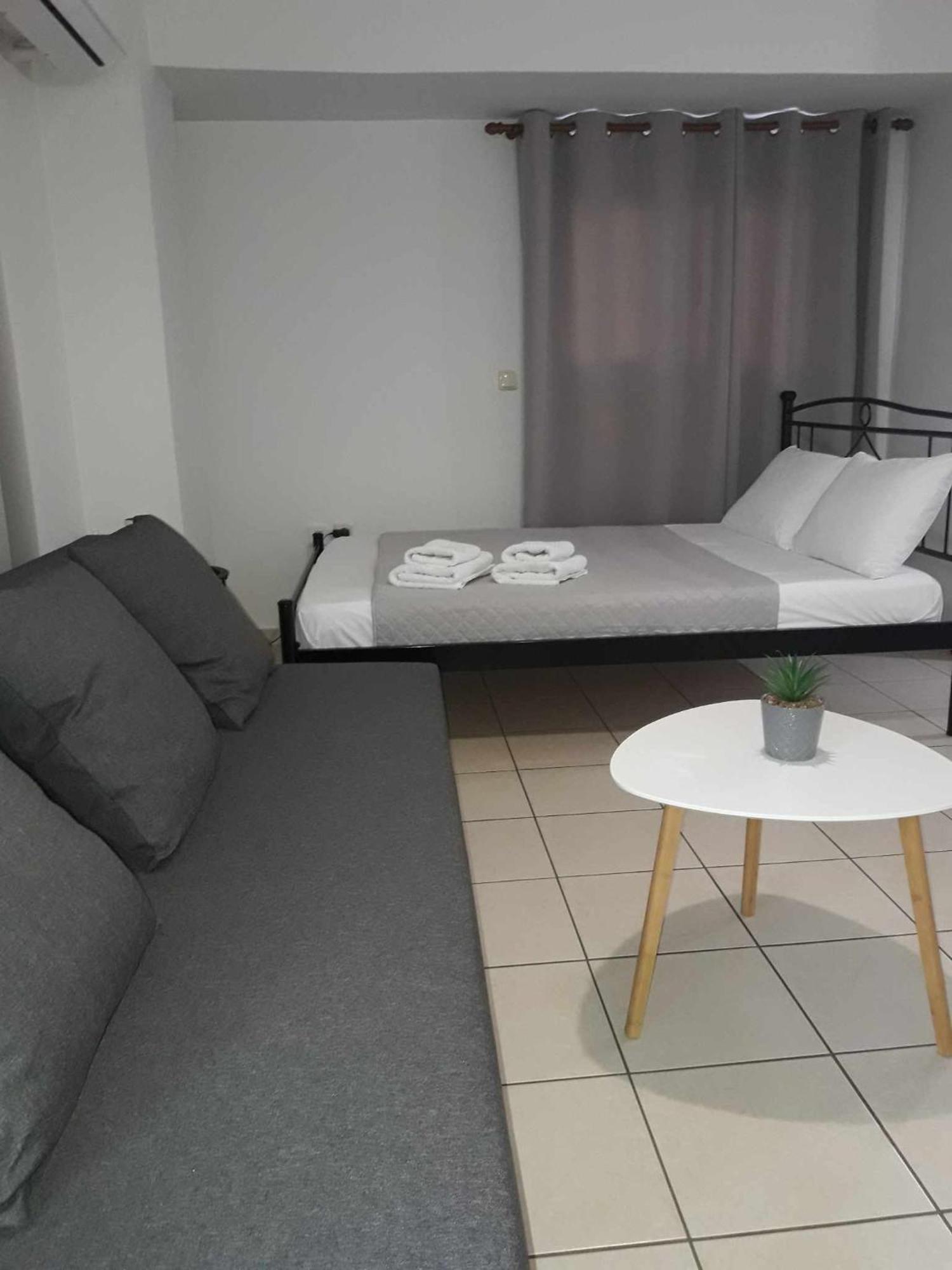 Apartmán Simple, Calm And Center 2 Kalamata Exteriér fotografie