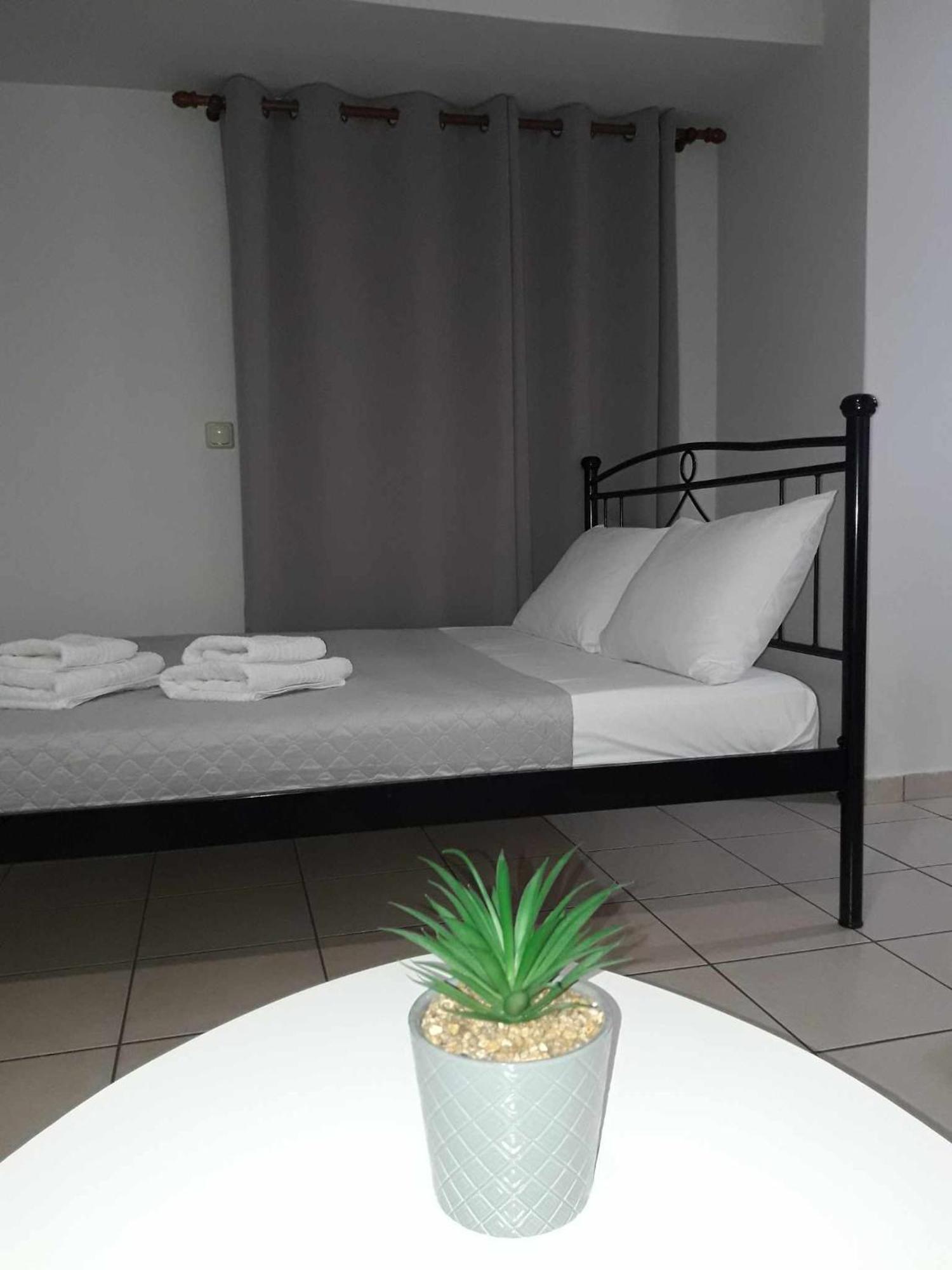 Apartmán Simple, Calm And Center 2 Kalamata Exteriér fotografie
